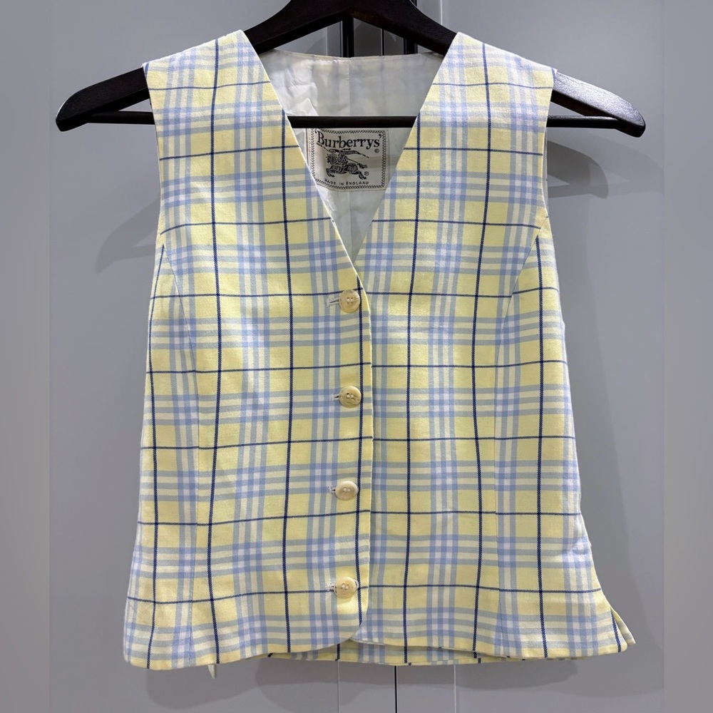 VINTAGE Burberry Plaid Hunting Waistcoat in size 6